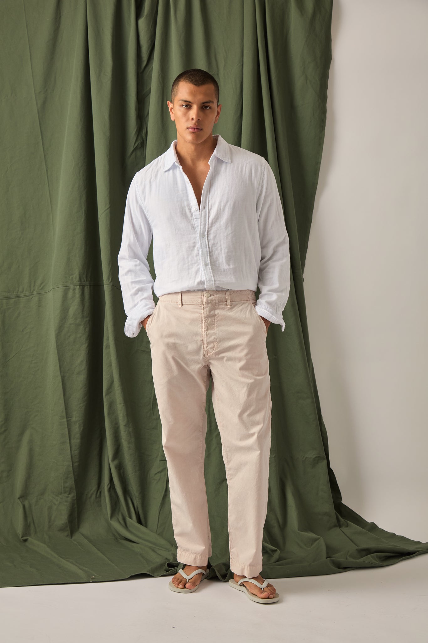 SS25 WEEKEND CHINO